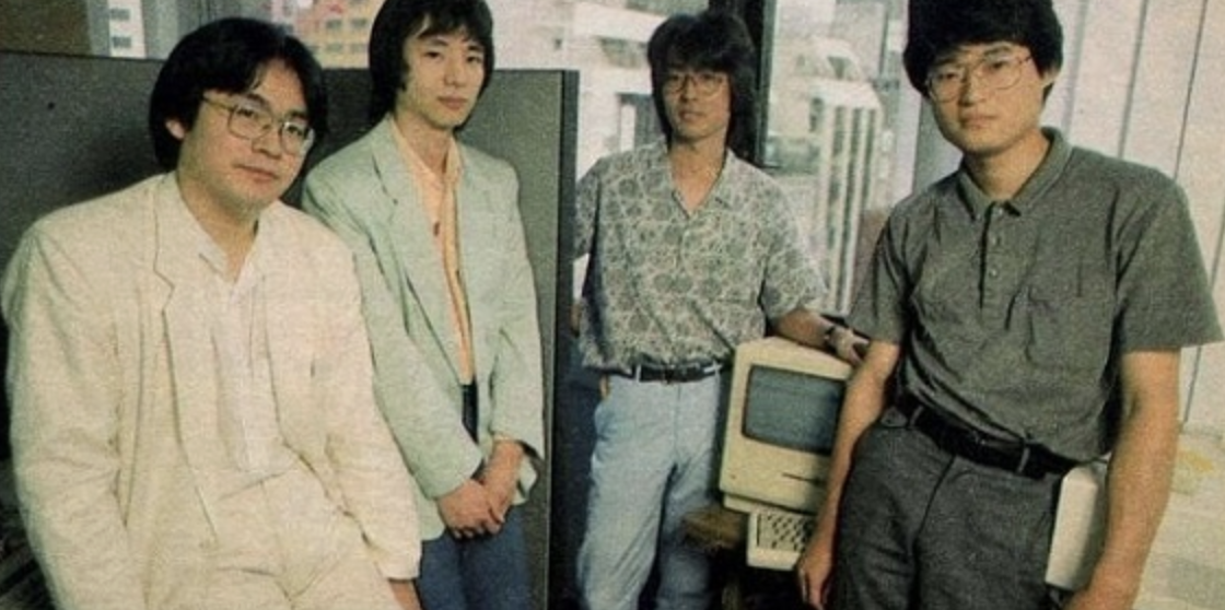 职业生涯早期的岩田聪（左一）