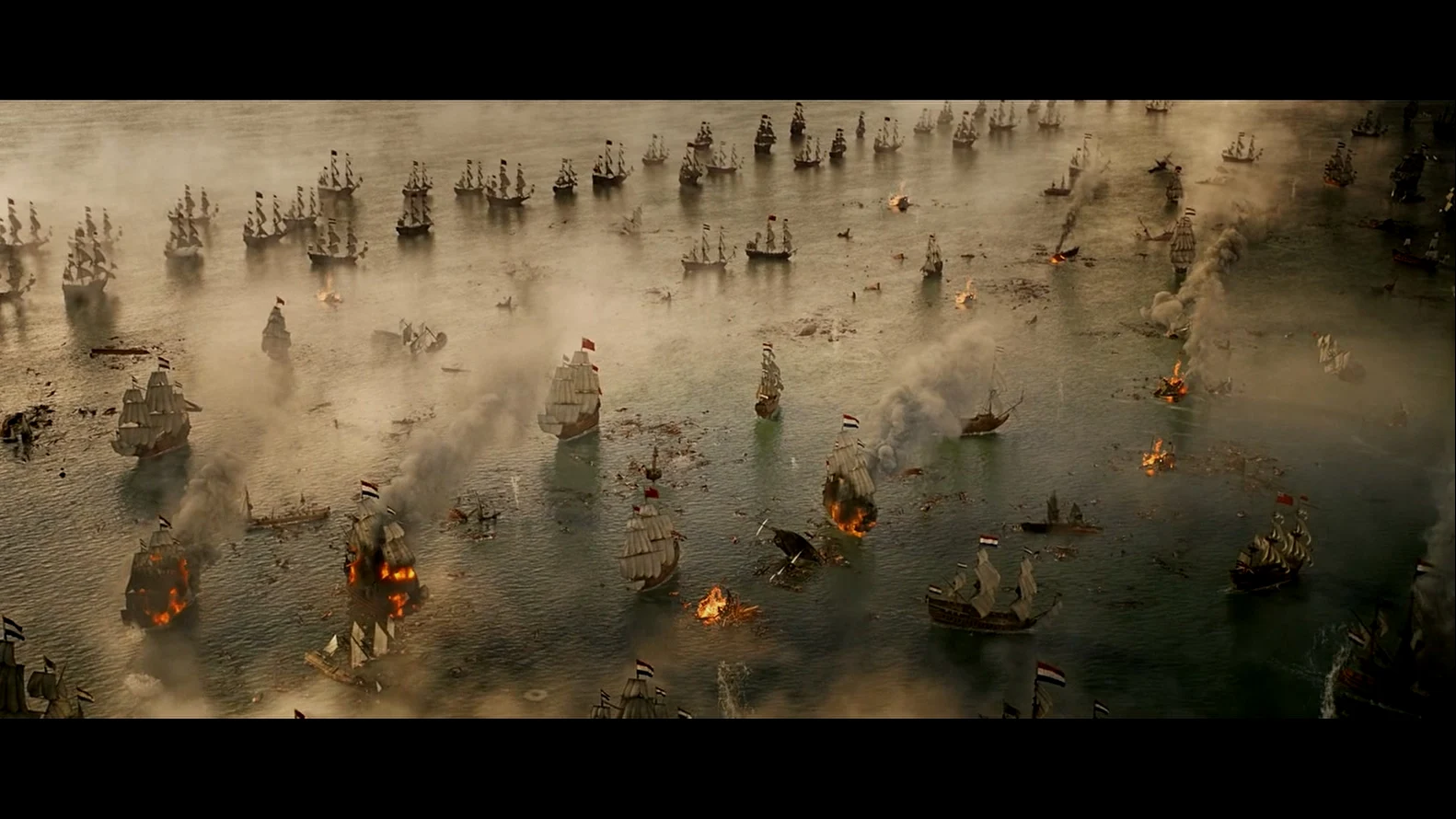 电影片头的海战场景，可以看到英军战舰以线列舰队作战
