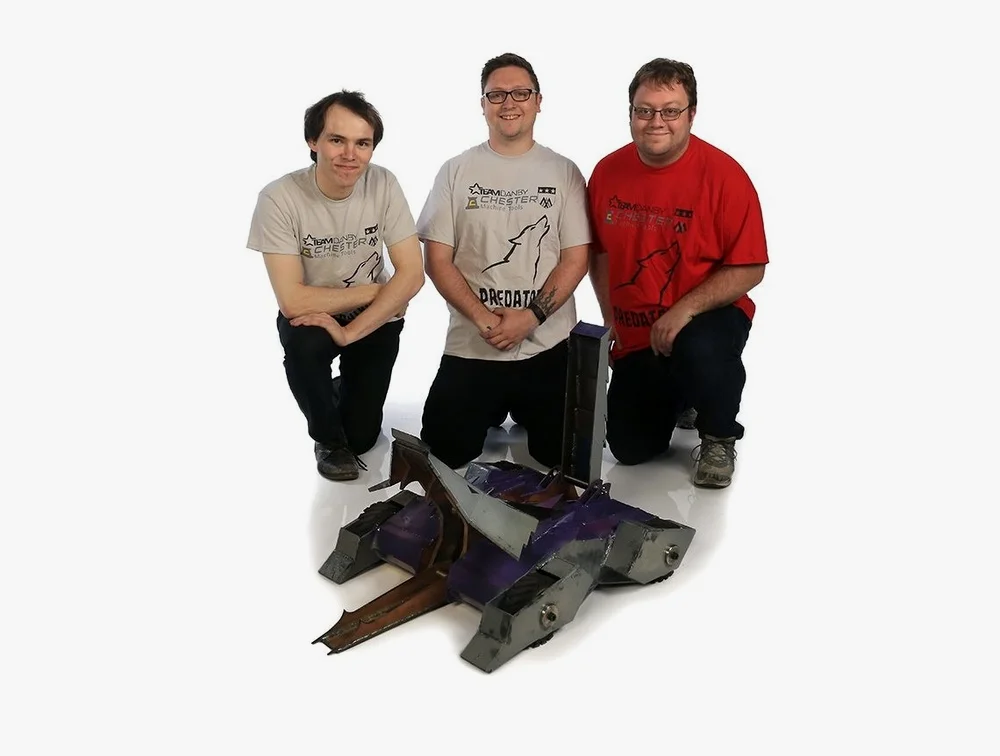 队员（从左到右）：Rory Mangles，Craig Danby，Chris Danby