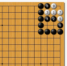 以右上角为例，白棋进去一定会被杀掉。