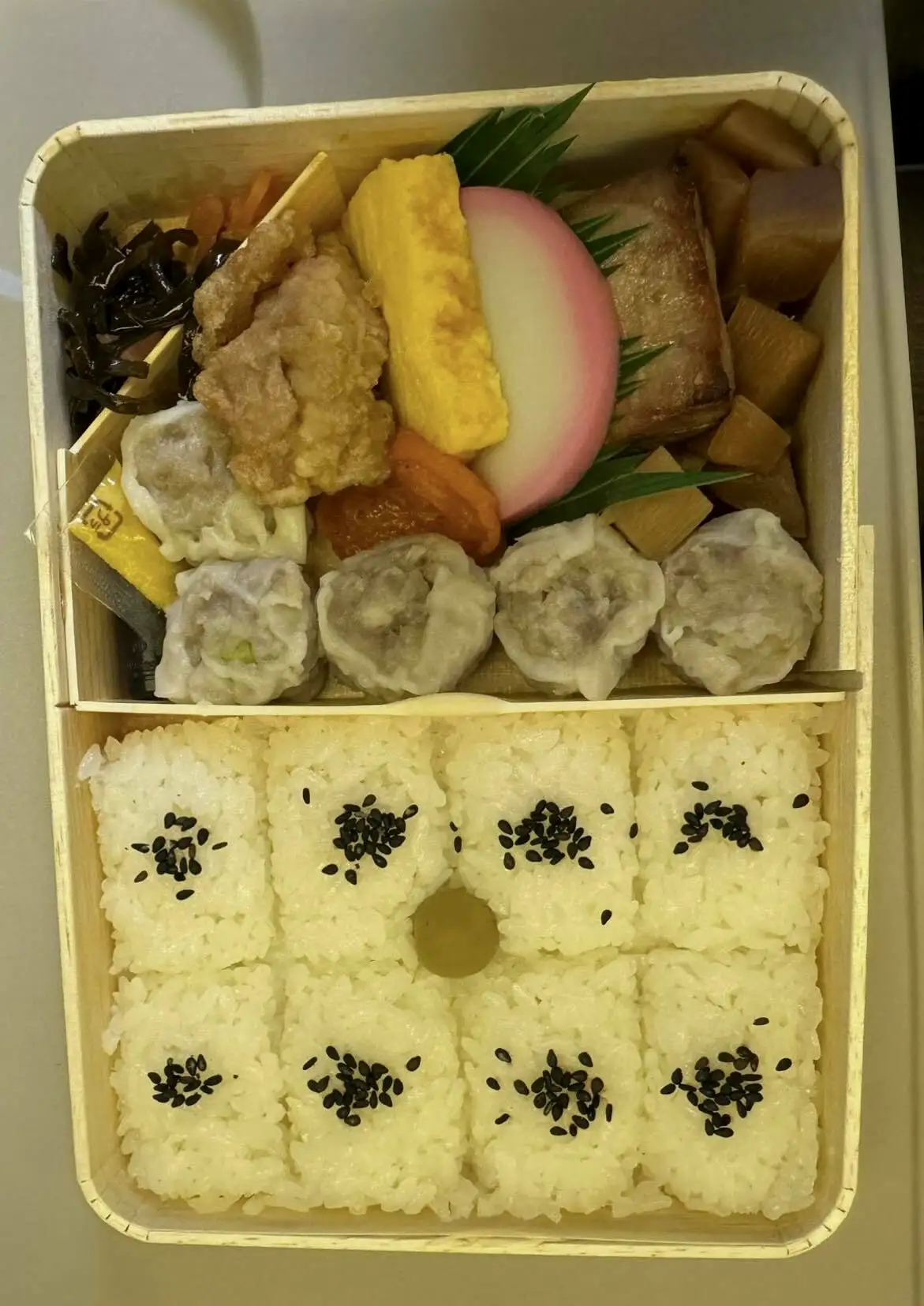 “一模一样” “大冬天吃凉饭啊！”