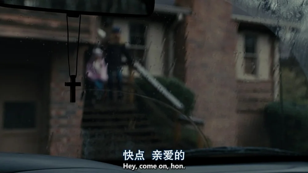 《囚徒》