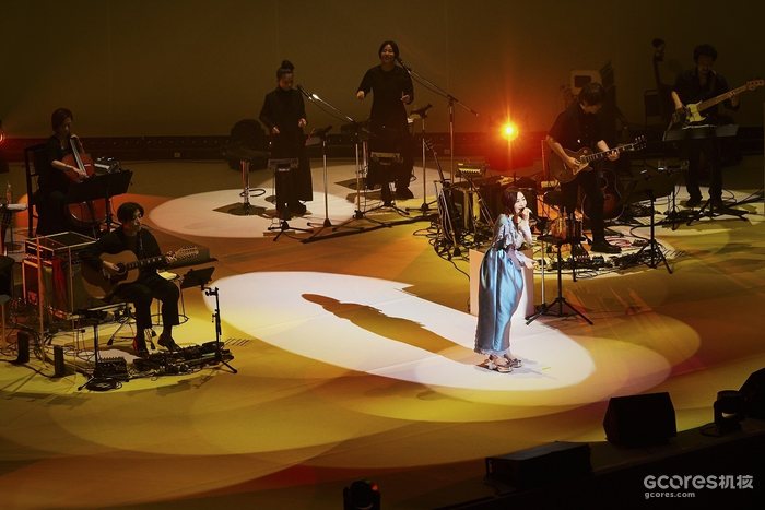 想要将“感谢”的情谊传达到各位的心中:机核网专访日本声优兼歌手坂本真绫 想要将“感谢”的情谊传达到各位的心中:机核网专访日本声优兼歌手坂本真绫