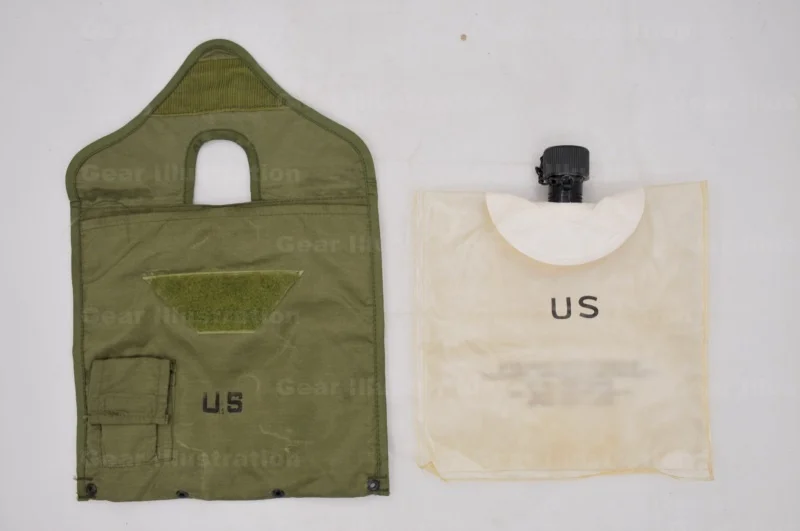 越战时期的两夸脱水袋，外皮和内胆