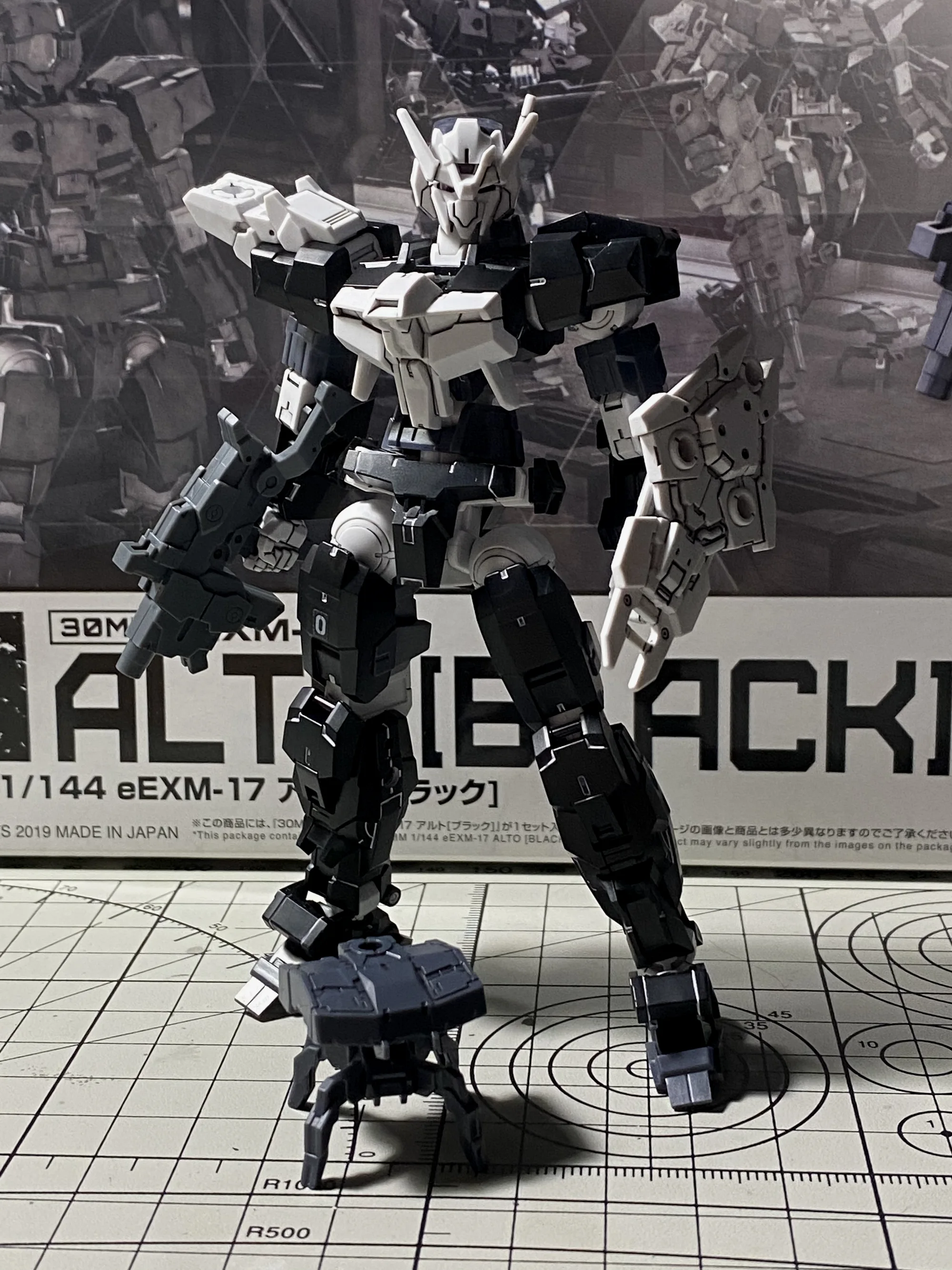 造型可以说是非常帅气~！