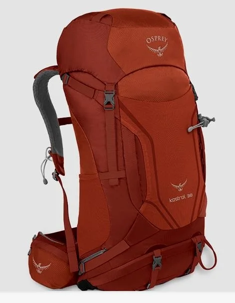 小鹰 kestrel 38，容量38L，重量1.42kg。我给我妈买的就是这个