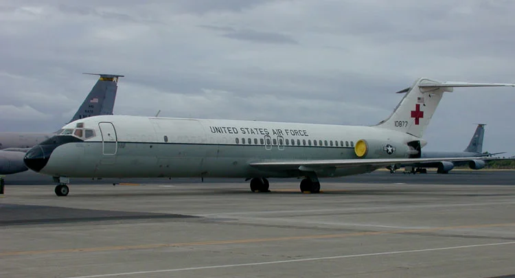 DC-9