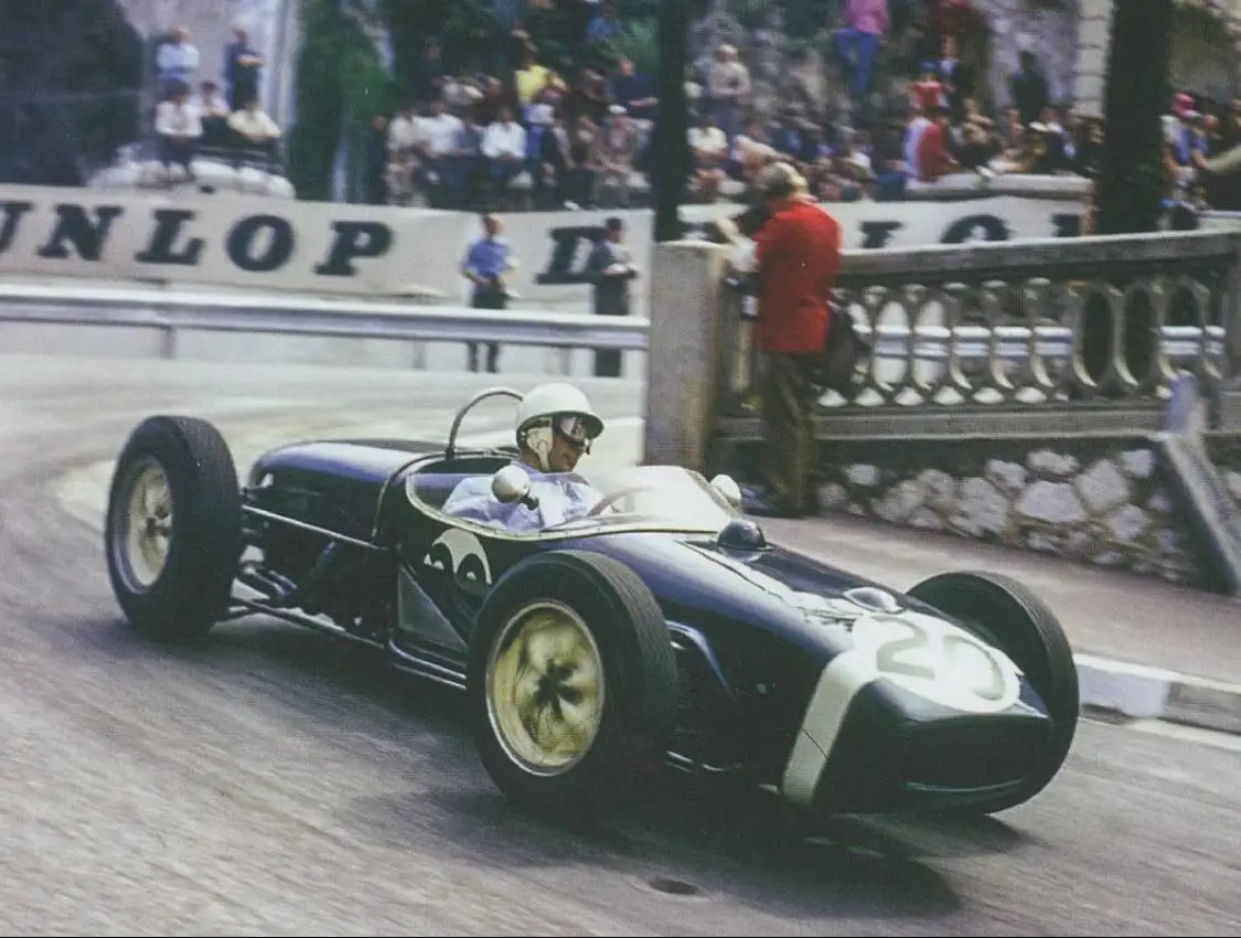 Lotus 18