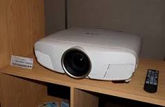 爱普生TH8300W
