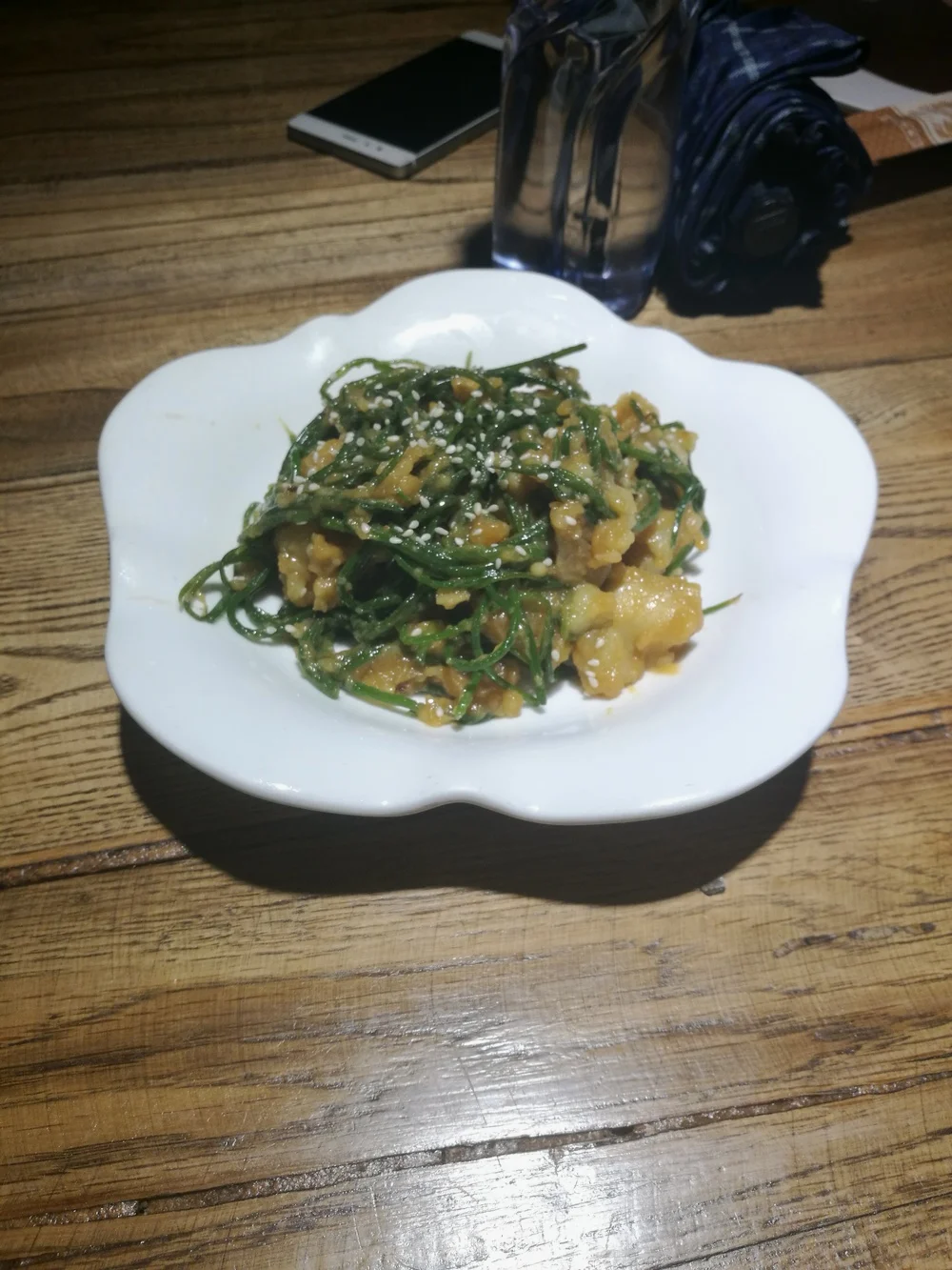 沙葱土豆泥，内蒙经典凉菜，很多饭馆都有，同样值得一试