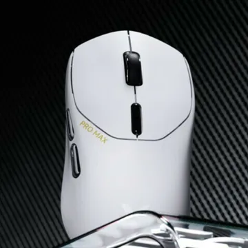 点赞+分享，抽送 雷柏VT1PRO MAX 万金油高速游戏鼠标