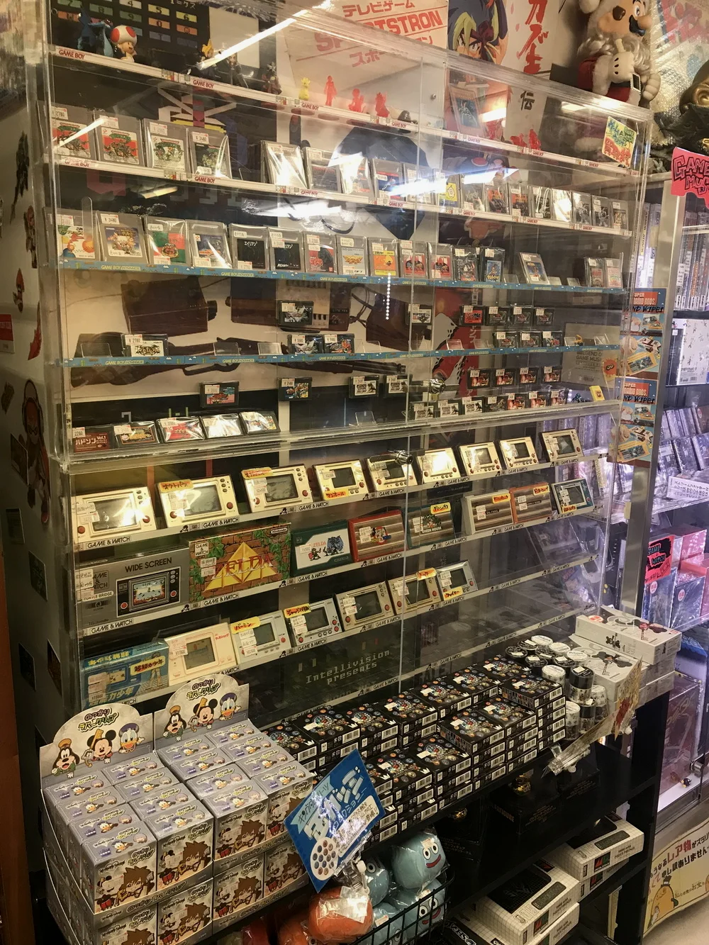 Game&Watch专柜，我第一部游戏机《坦克过桥》就属于这个系列