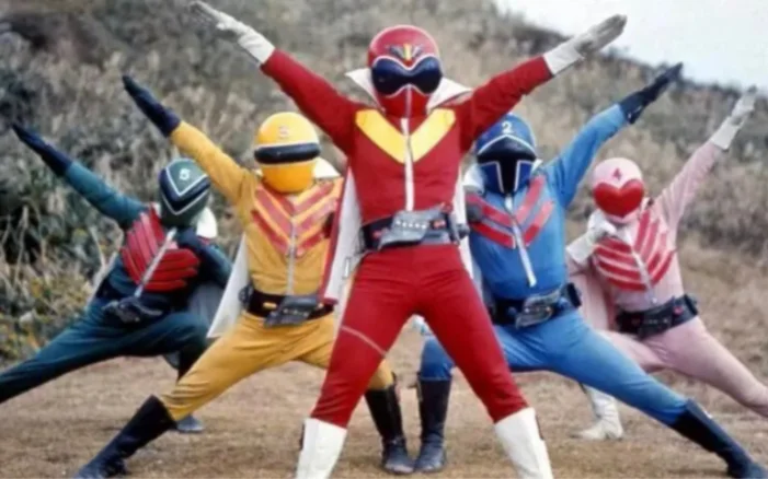 朝日电视台宣布《超级战队》系列即将停播，系列首部于1975年播出