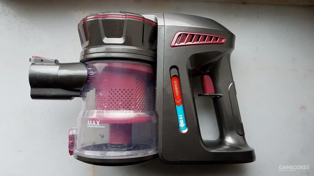 家里的吸尘器