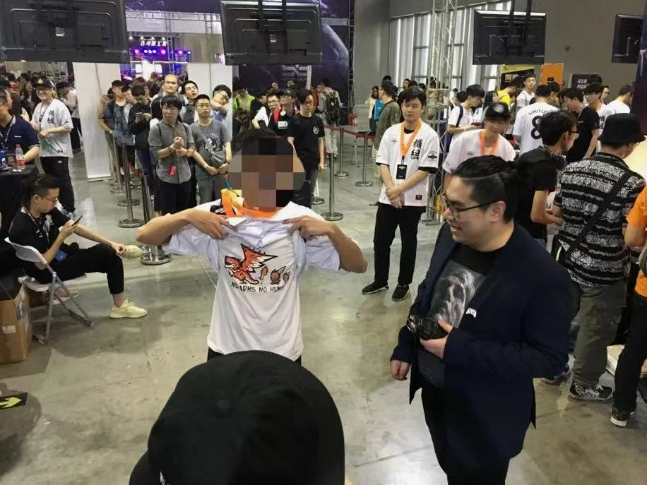 Gamker的聂胖也来玩来着，还遇到了现场的二五仔志愿者