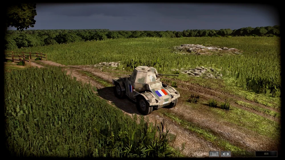 法军潘哈德178装甲指挥车，在游戏中可作为侦察单位使用