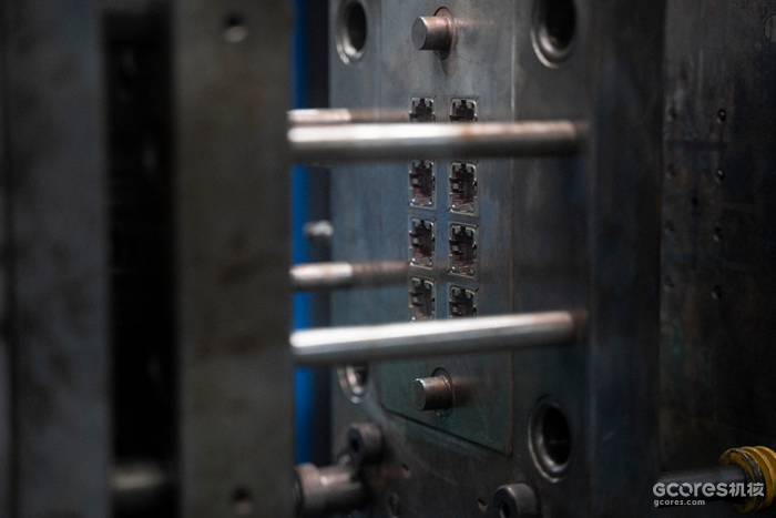 客制化键盘丨购买观望:剪叉新结构以及多款套件简评 客制化键盘丨购买观望:剪叉新结构以及多款套件简评