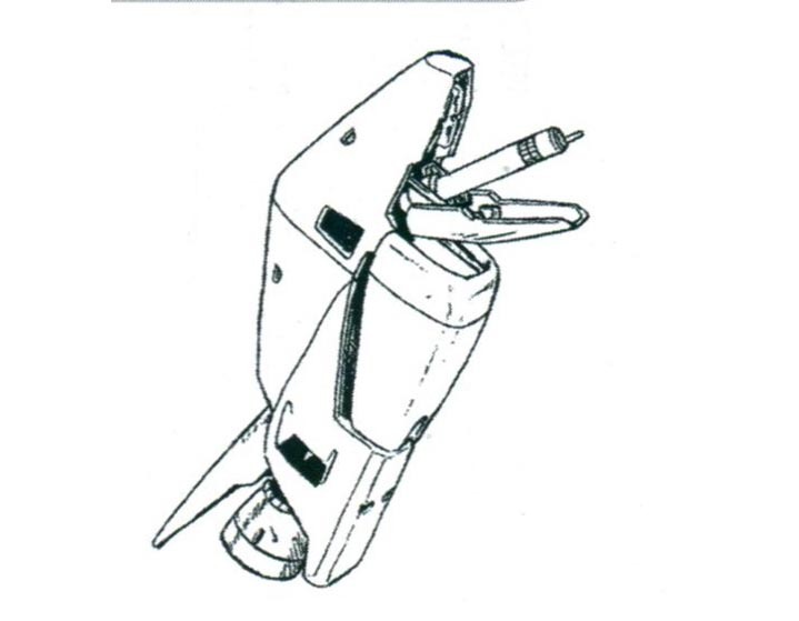 背包结构了同样以可动式结构搭载了推进器，除此之外，背部顶端还以共形形式收纳了光束军刀。